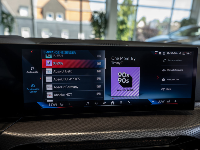 BMW 440 Mi Cabrio xDrive LED ACC NAVI H/K KAMERA — photo 15