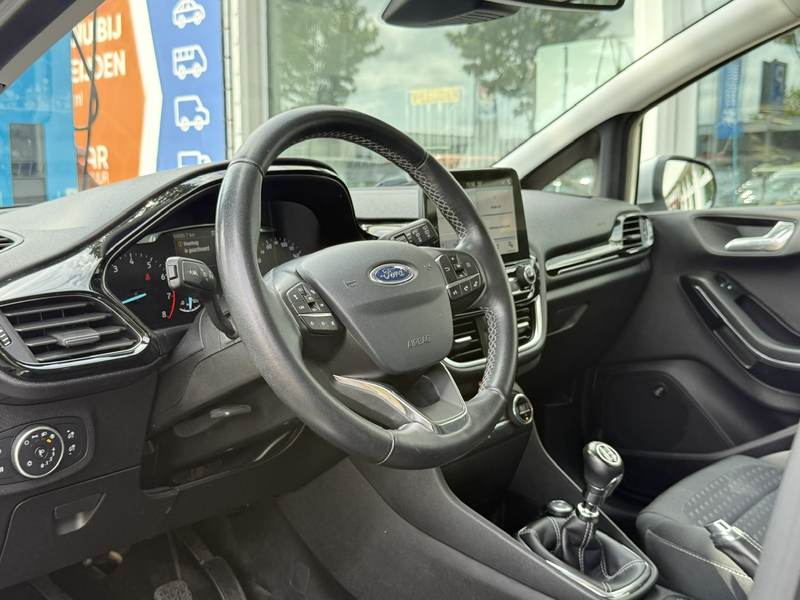 Ford Fiesta 1.0 EcoBoost 100pk 5dr Titanium | Camera | Navi | — photo 5