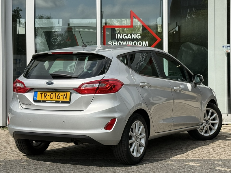 Ford Fiesta 1.0 EcoBoost 100pk 5dr Titanium | Camera | Navi | — photo 3
