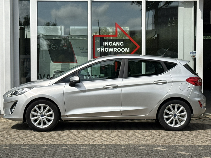 Ford Fiesta 1.0 EcoBoost 100pk 5dr Titanium | Camera | Navi | — photo 2