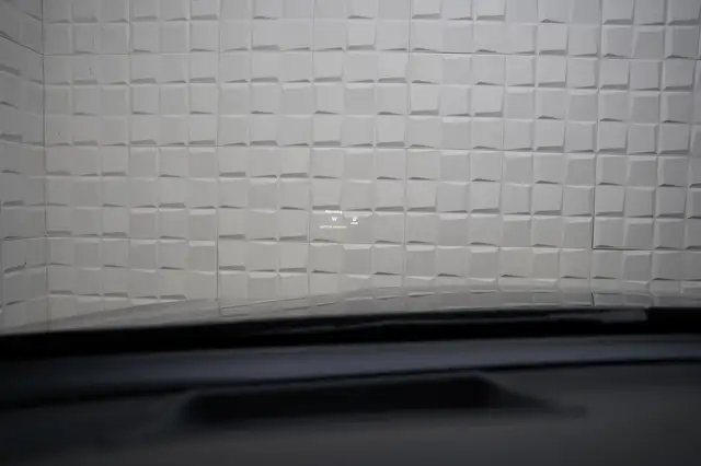 Mercedes-Benz GLC view 21