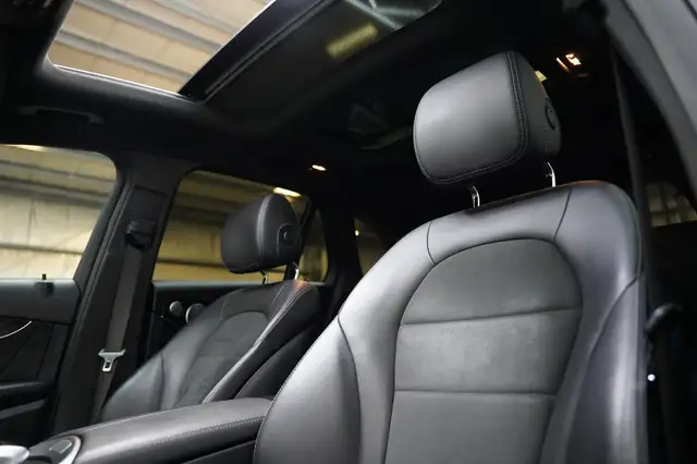 Mercedes-Benz GLC view 11