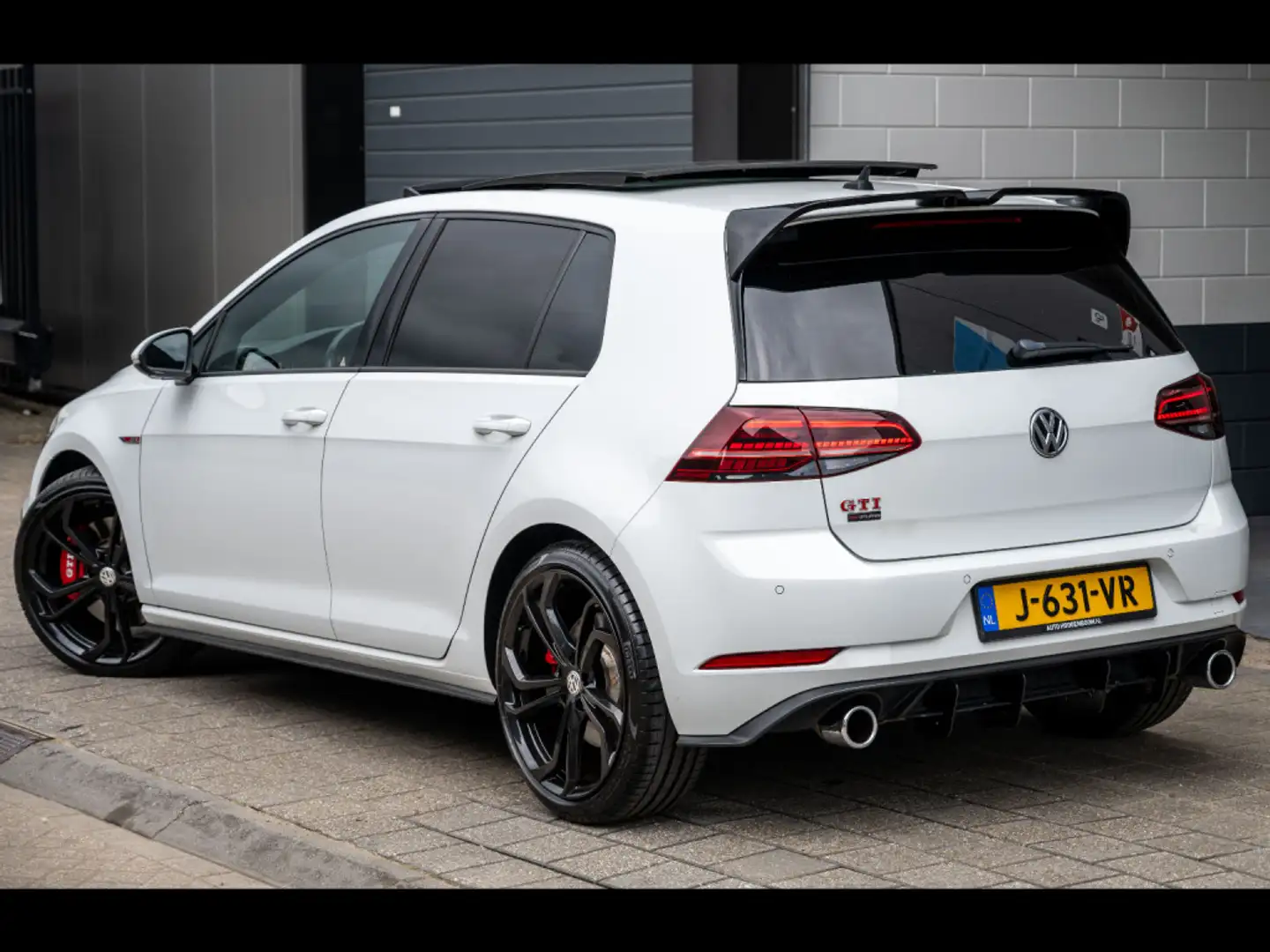 Volkswagen Golf GTI 2.0 TSI Performance |PANO|ABC-KLEP|LAGE KM Weiß - 2