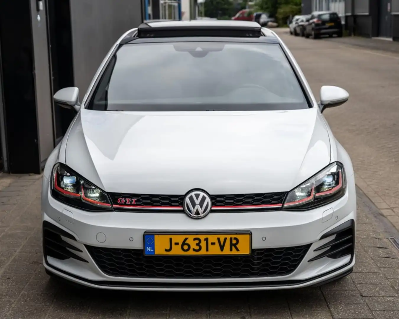 Volkswagen Golf GTI 2.0 TSI Performance |PANO|ABC-KLEP|LAGE KM Wit - 2