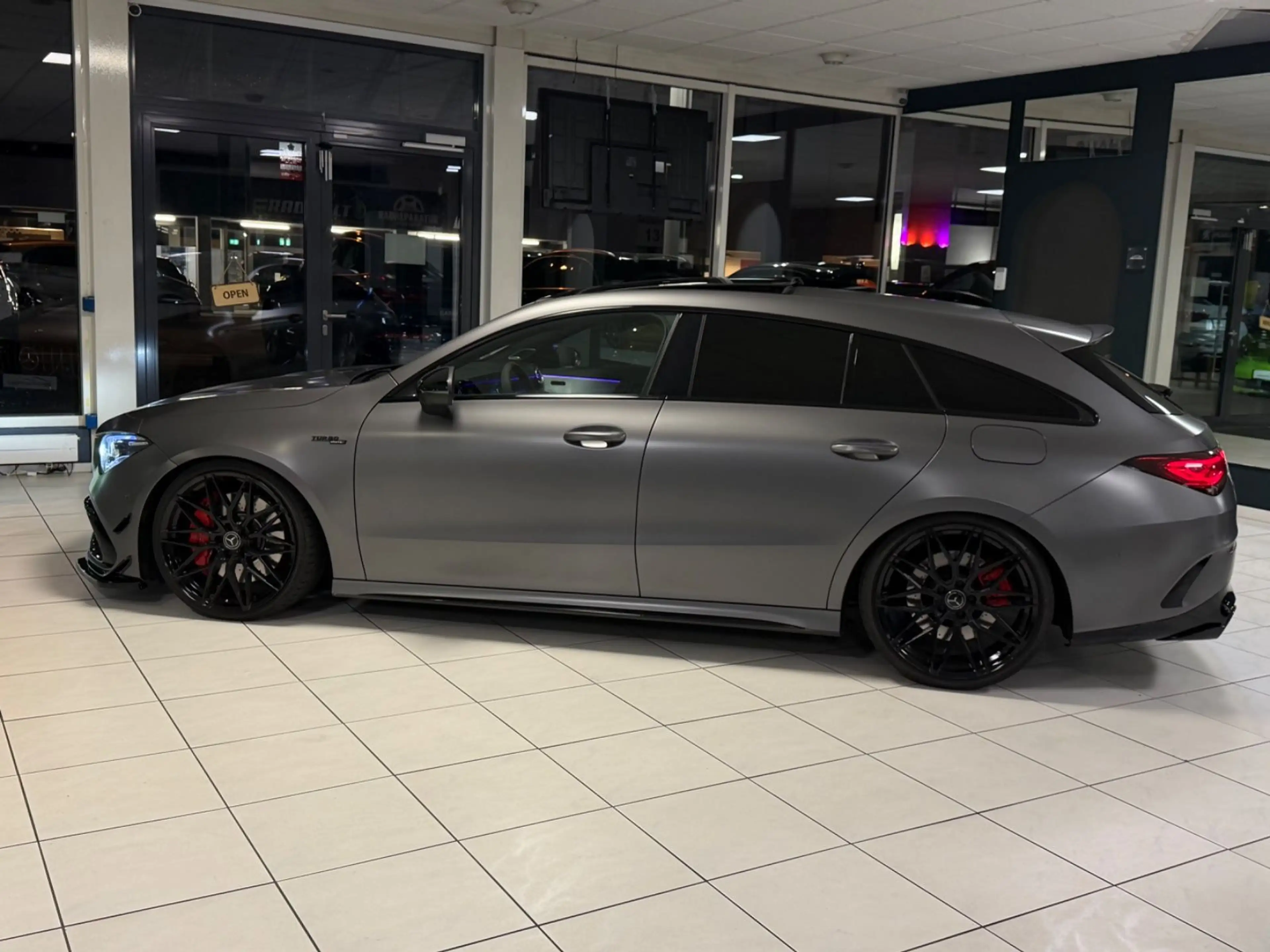 Mercedes-Benz CLA 45 AMG 4M PANO BURMESTER MATT — photo 8