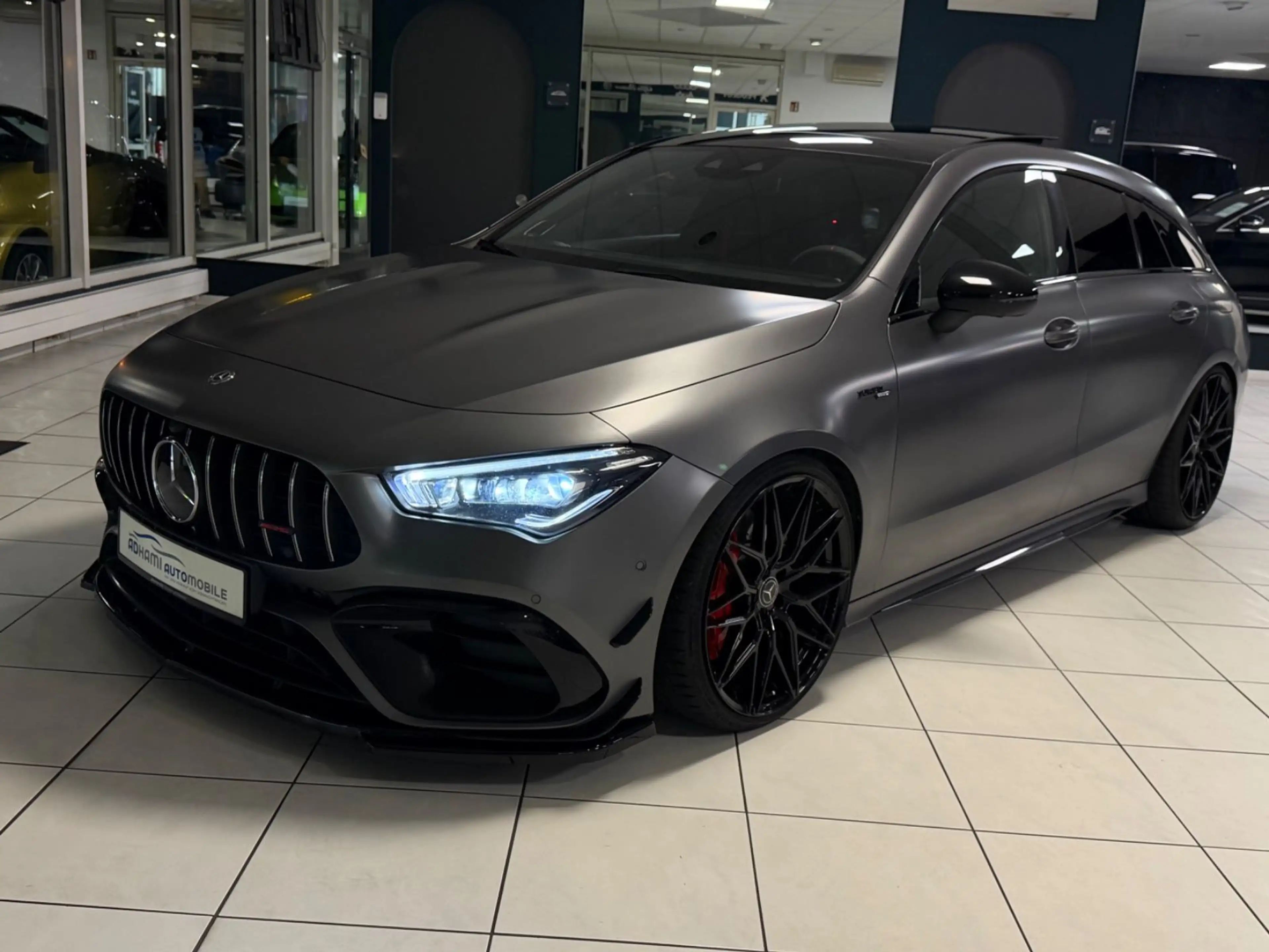 Mercedes-Benz CLA 45 AMG 4M PANO BURMESTER MATT