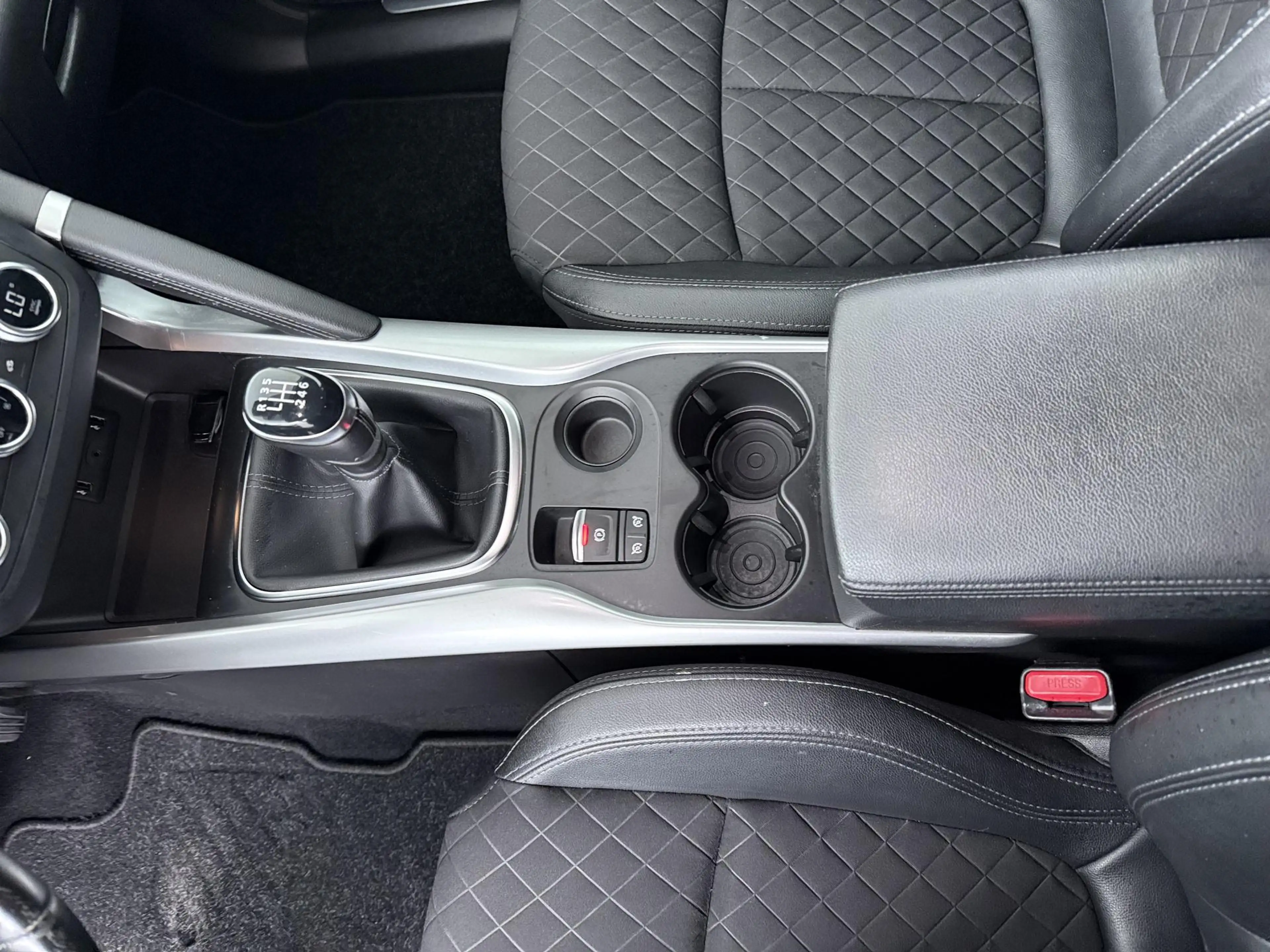 Renault Kadjar TCe 140 GPF Intens | Parkeer assistent | Navigatie — photo 12