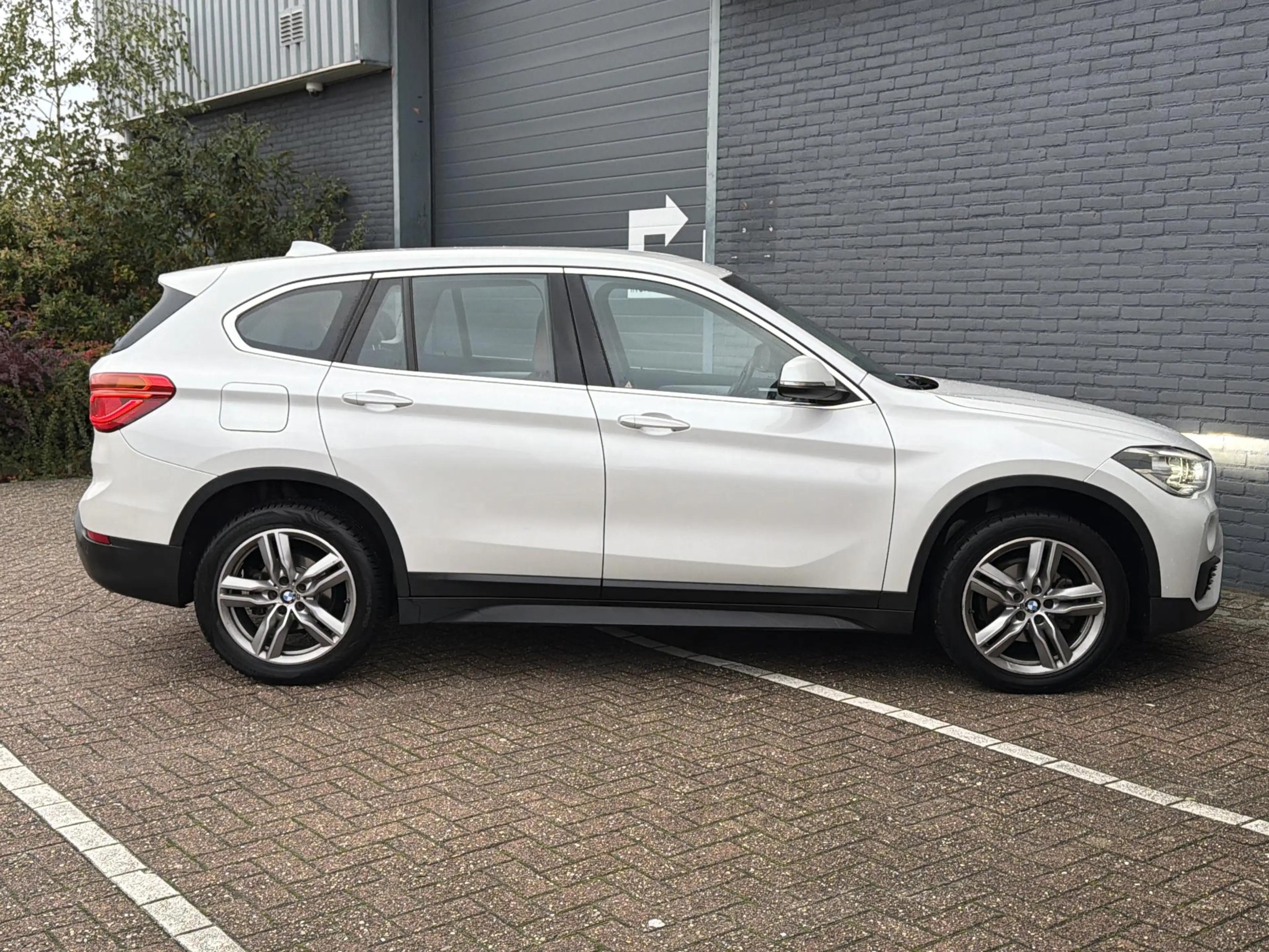 BMW X1 sDrive16d Centennial Executive | Leder | Cruise | — photo 7