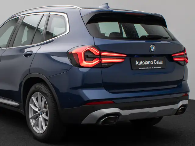BMW X3 view 14