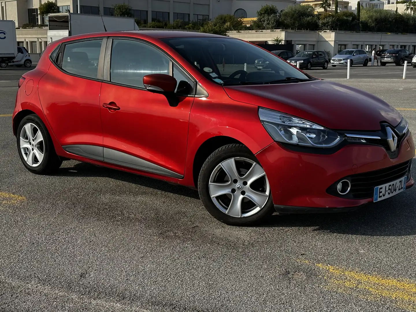 Renault Clio IV dCi 90 Energy eco2 Zen 82g - 1