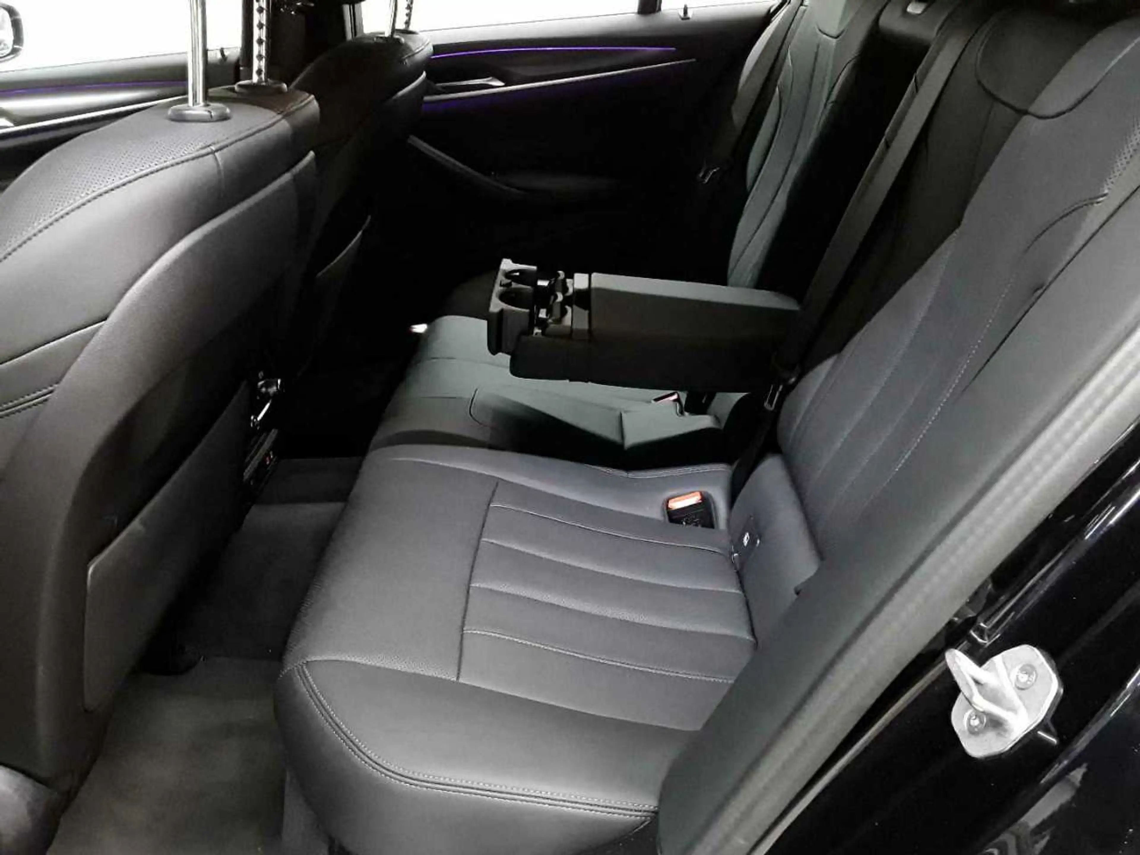 BMW 530 530e Touring Aut. M Sport Navi Leder — photo 13