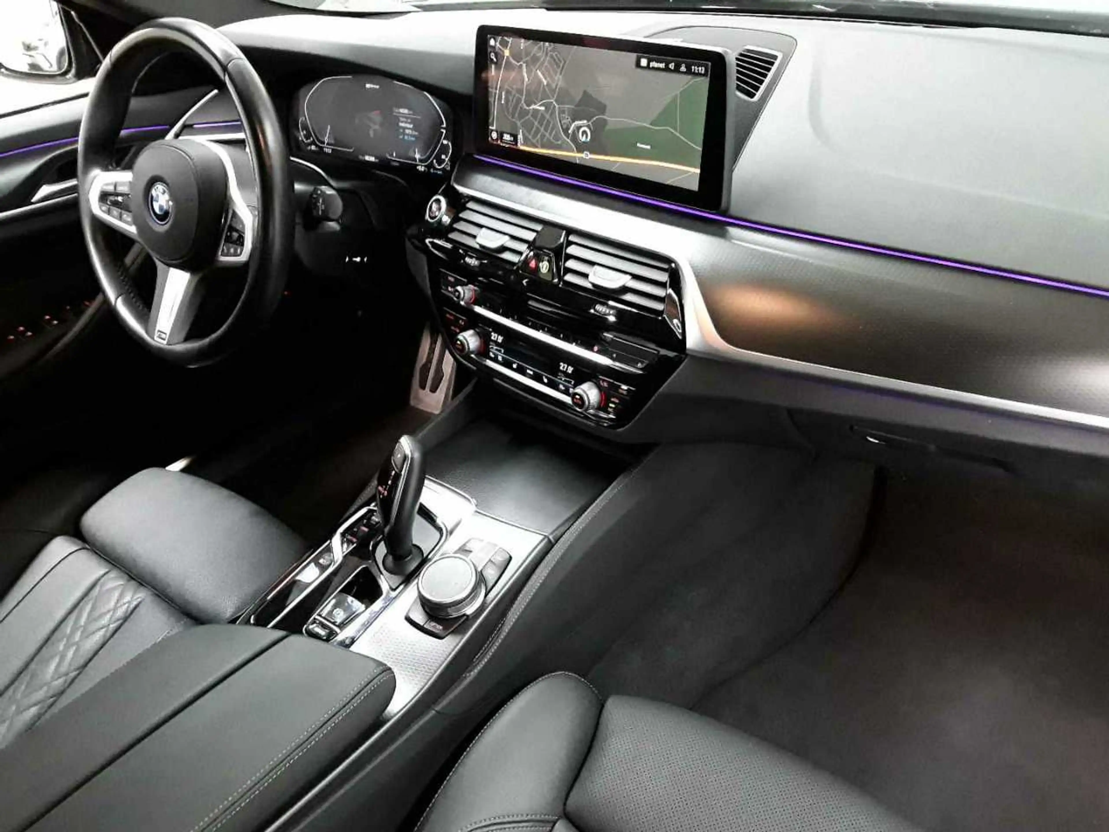 BMW 530 530e Touring Aut. M Sport Navi Leder — photo 9
