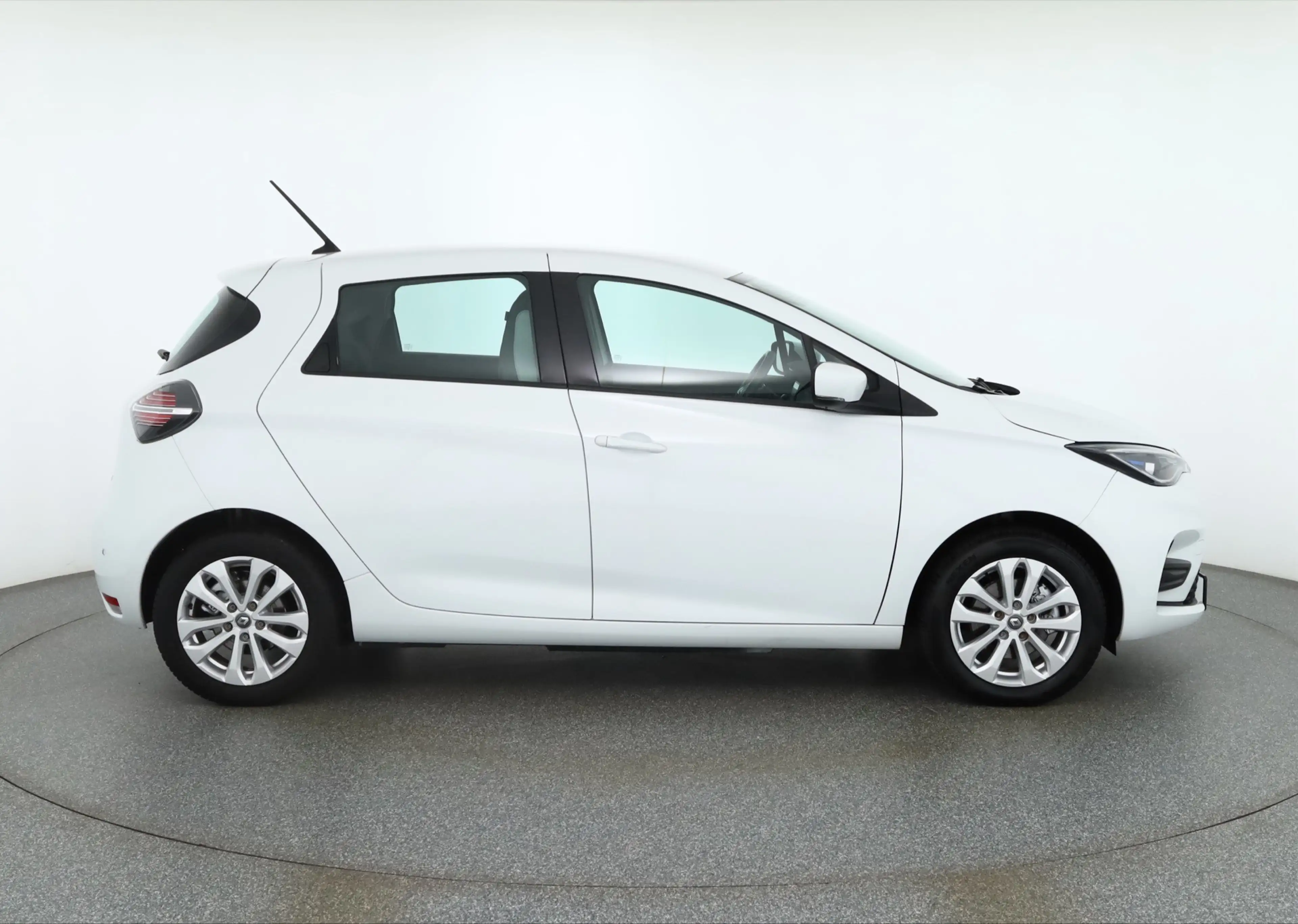 Renault ZOE Zoe Experience LED Navi Virtual Cockpit Tempomat — photo 6