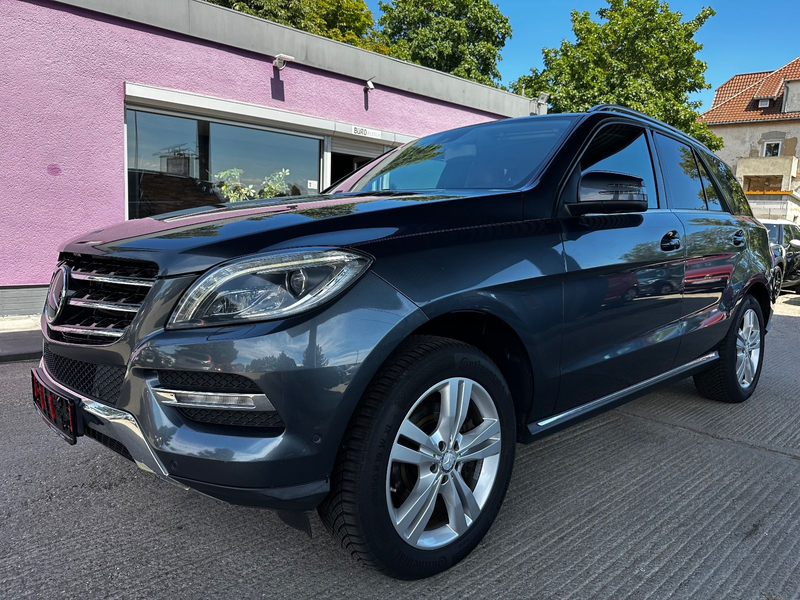 Mercedes-Benz ML 350 CDI BlueTec 4Matic "AHK"NAVI"KAMERA"
