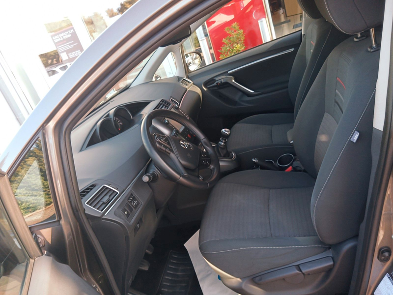 Toyota Verso Edition-S+ — photo 9