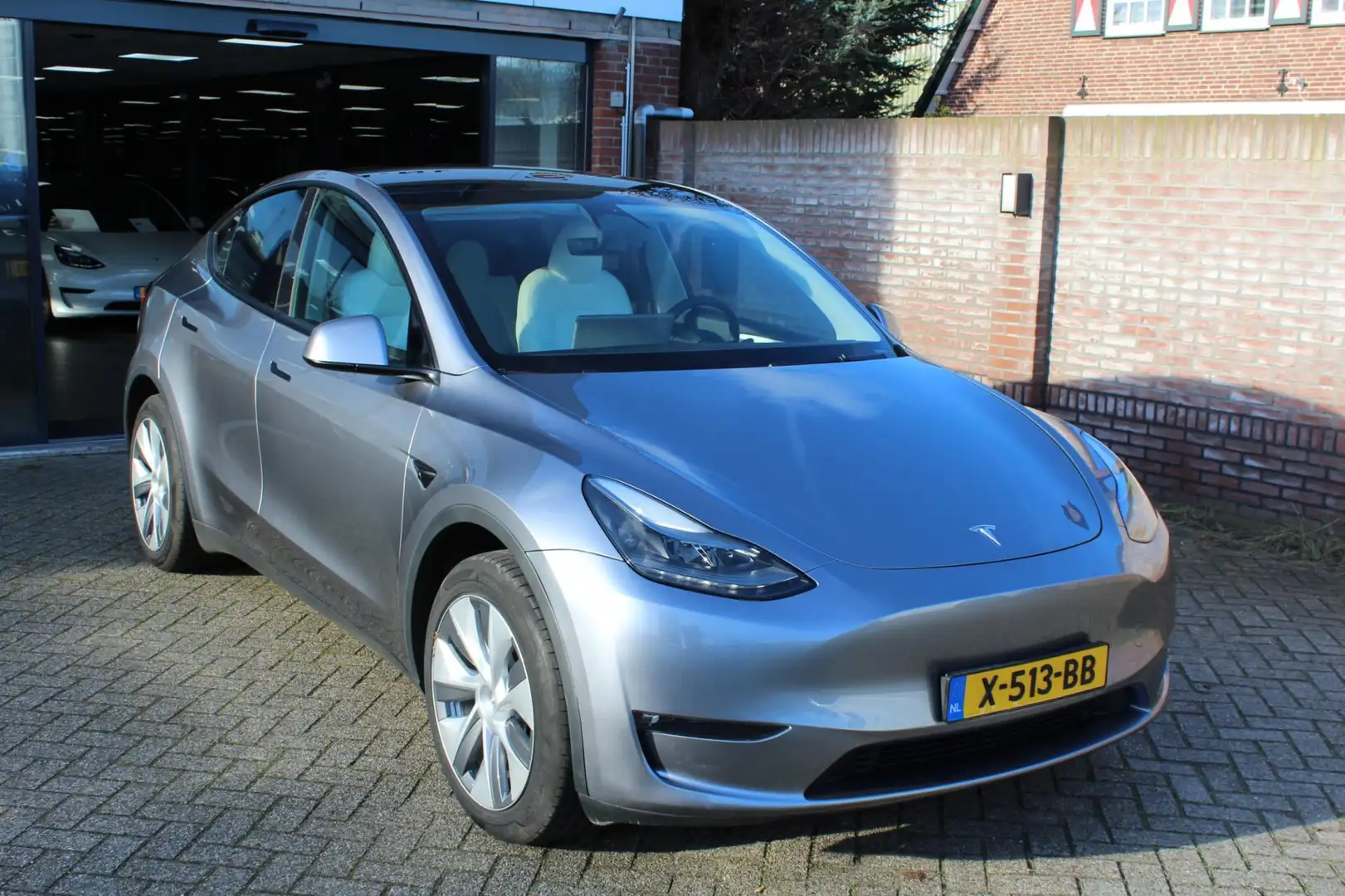 Tesla Model Y Long Range AWD 75 kWh WIT LEER / 14.209 km !! Grijs - 1
