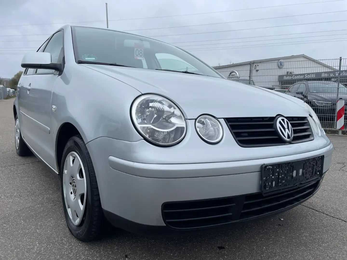 Volkswagen Polo IV Comfortline 1.4 FSI Silber - 2