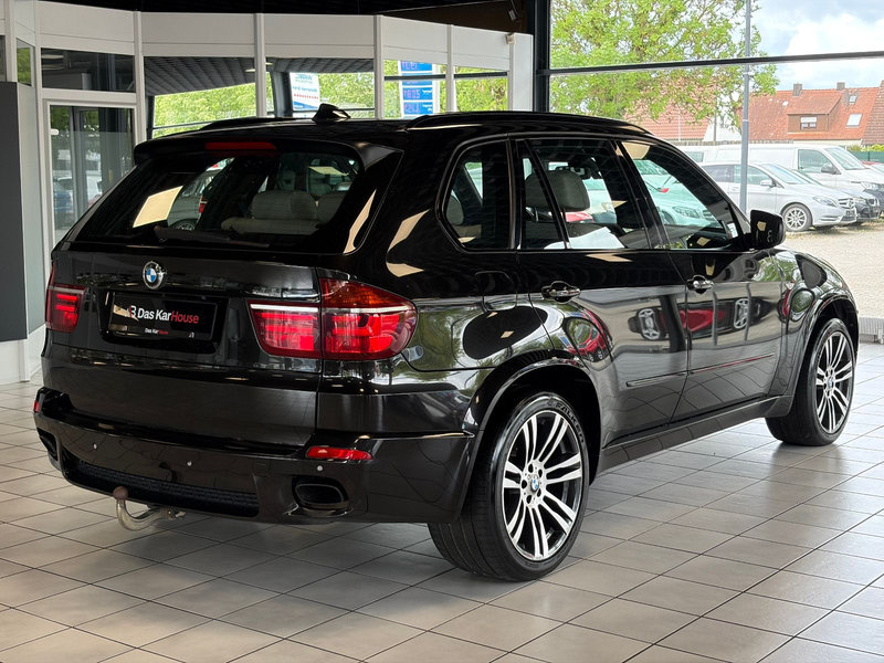 BMW X5 M50d · Kamera · Navi Prof · HuD · Pano · AHK — photo 4