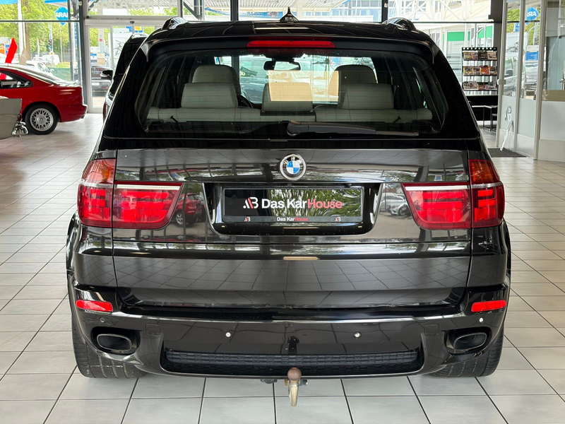 BMW X5 M50d · Kamera · Navi Prof · HuD · Pano · AHK — photo 6