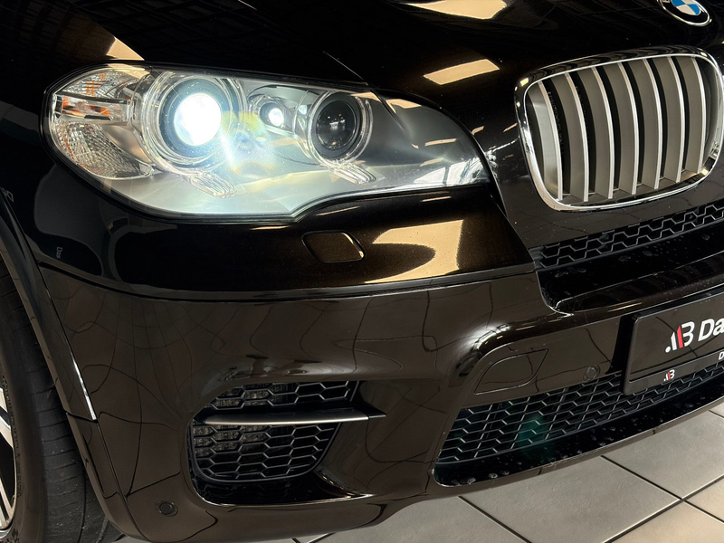 BMW X5 M50d · Kamera · Navi Prof · HuD · Pano · AHK — photo 12