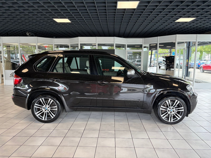 BMW X5 M50d · Kamera · Navi Prof · HuD · Pano · AHK — photo 2
