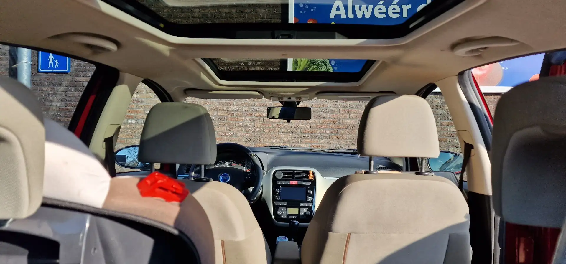 Fiat Grande Punto 1.4 8V Dualogic Dynamic Rood - 1