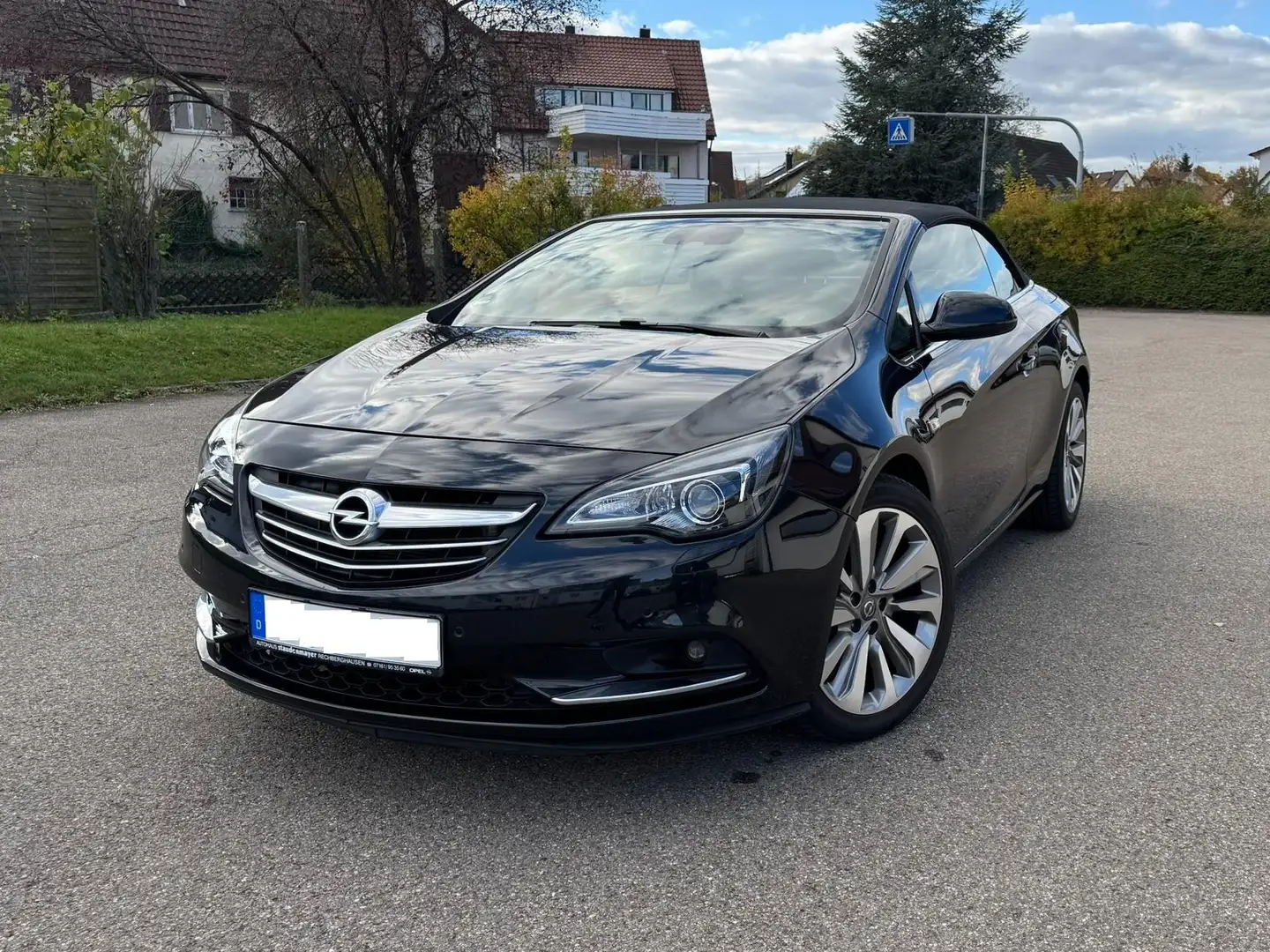 Opel Cascada Cascada 1.4 Turbo (ecoFLEX) Start/Stop Innovation Schwarz - 1
