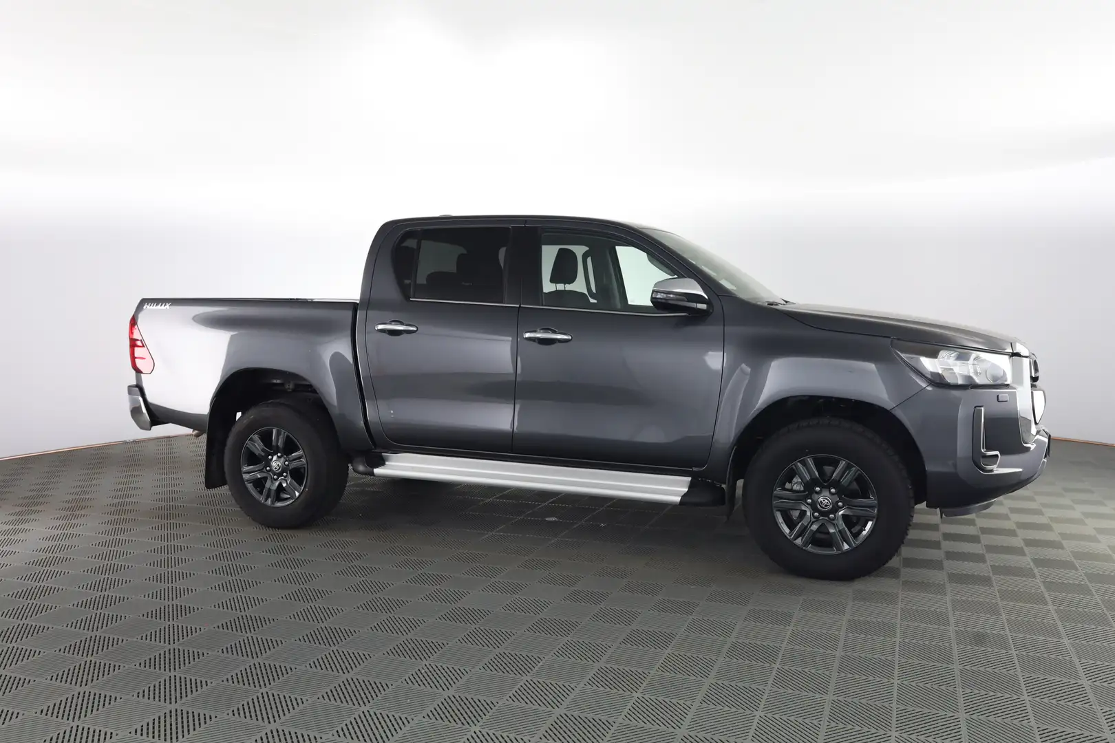 Toyota Hilux Hilux 2.4 D-4D A/T 4WD 4 porte Double Cab Lounge Gris - 2