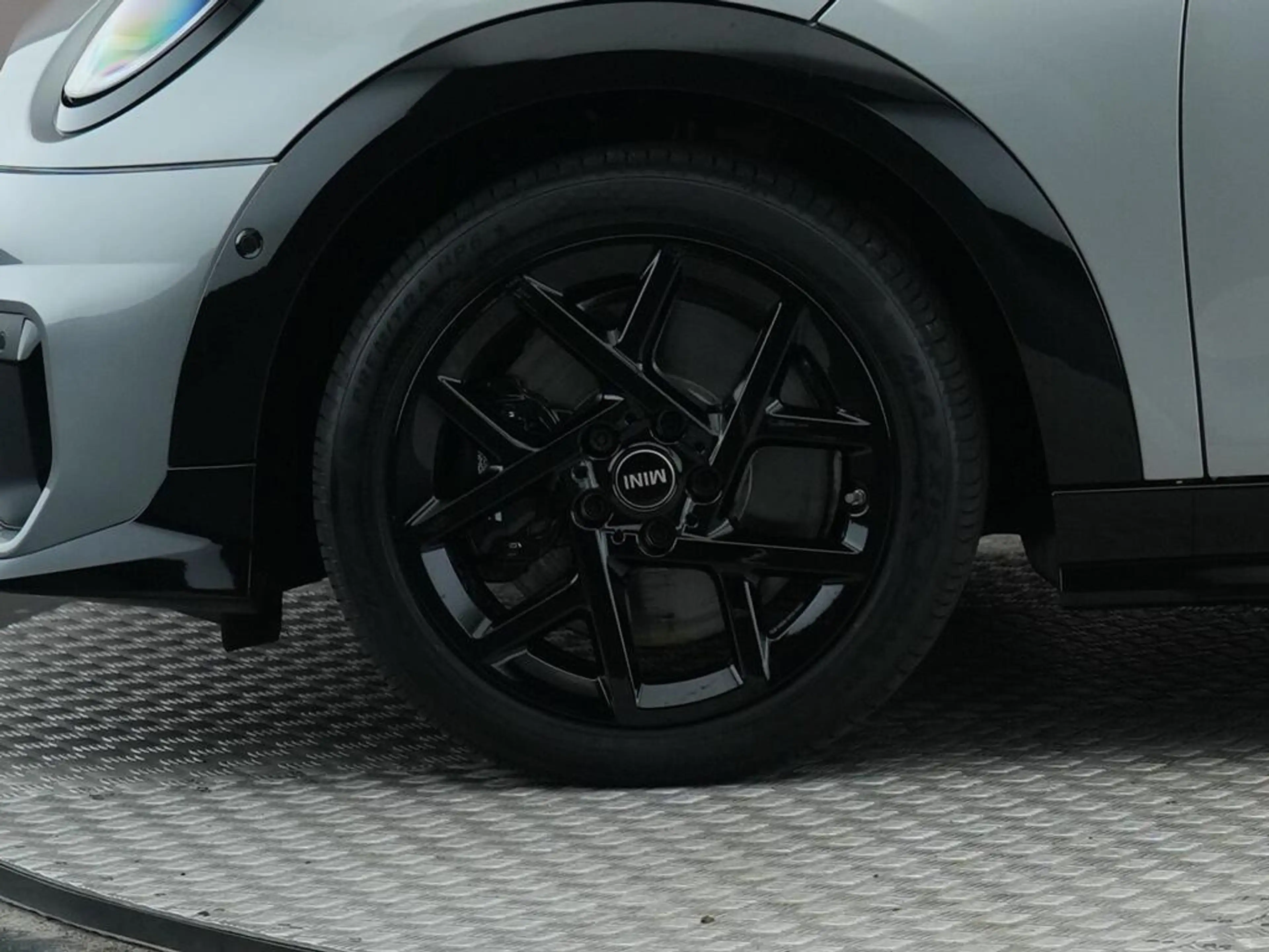 MINI Cooper C 5-Deurs | Pakket M + John Cooper Works Uitvoering — photo 4