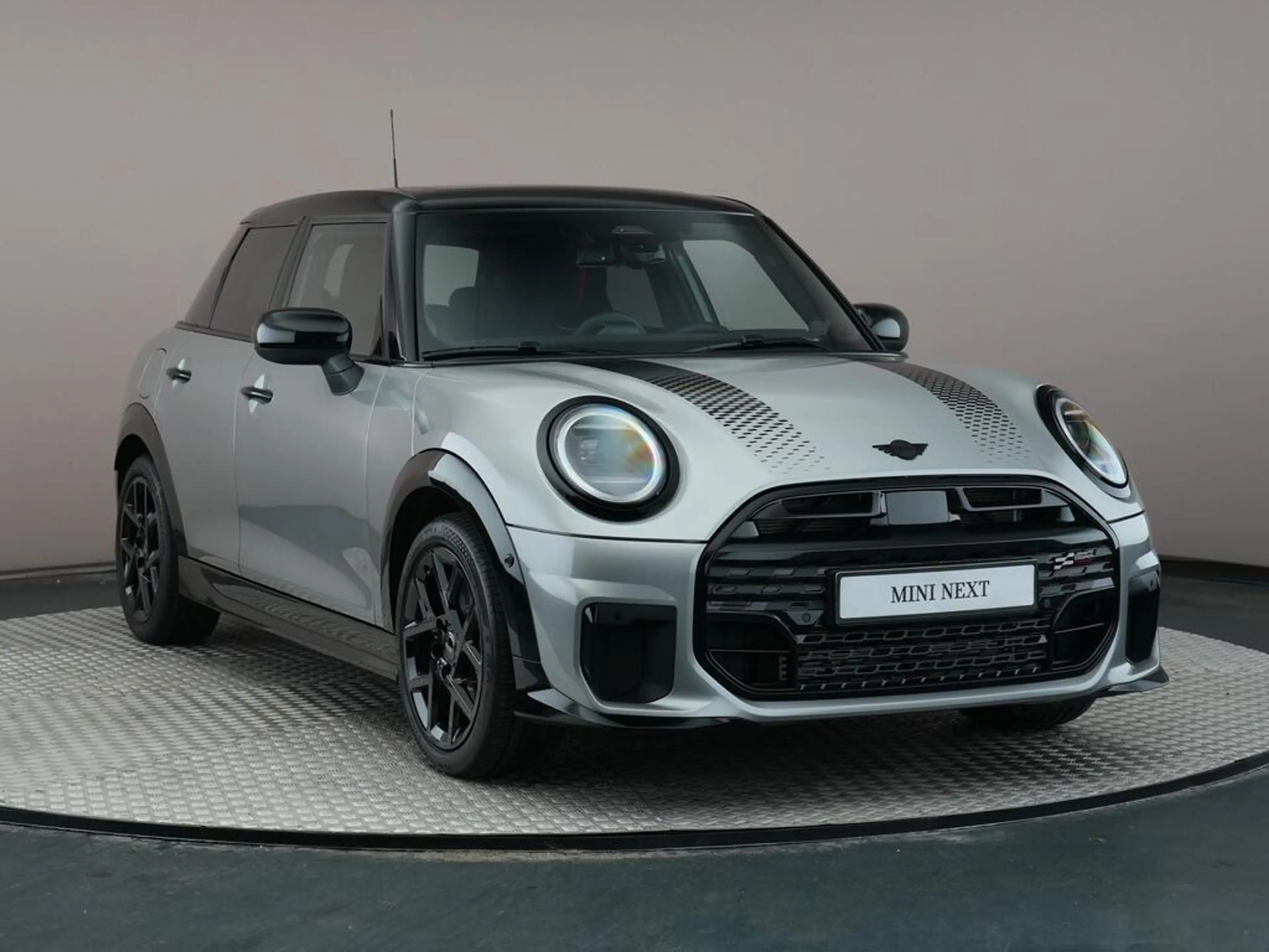 MINI Cooper C 5-Deurs | Pakket M + John Cooper Works Uitvoering — photo 7