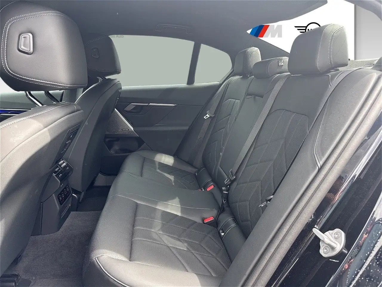 BMW i5 2026 — фото 11