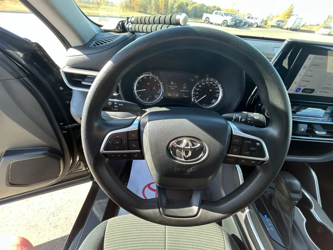 Toyota Highlander снимка Toyota Highlander