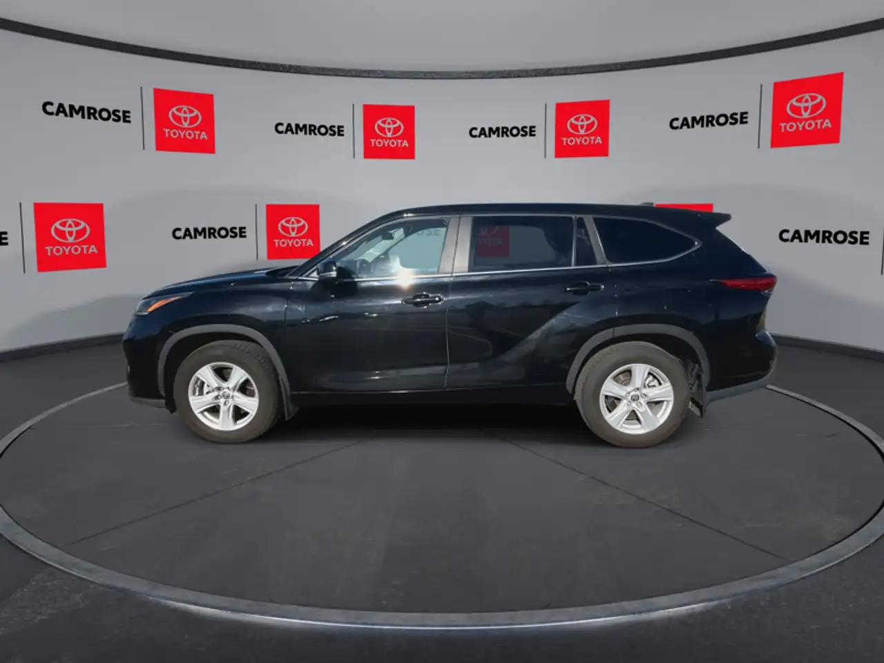 Toyota Highlander снимка Toyota Highlander