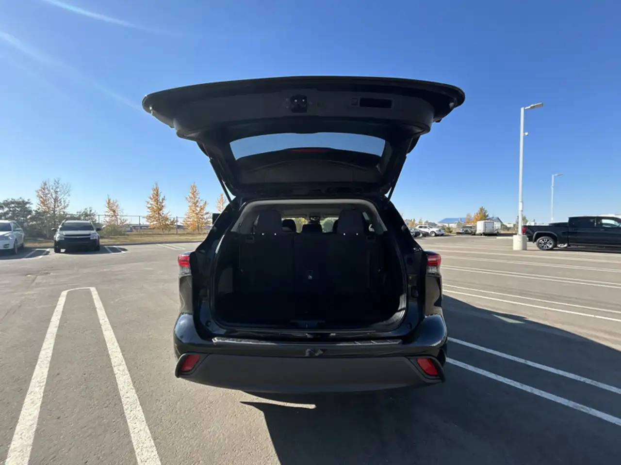 Toyota Highlander снимка Toyota Highlander