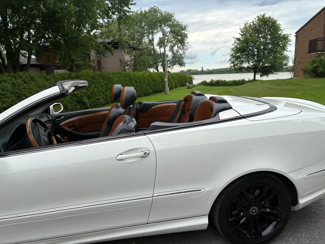 Mercedes-Benz CLK снимка Mercedes-Benz CLK