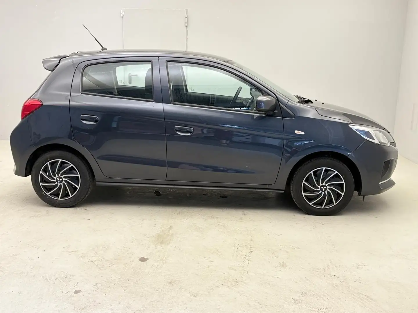 Mitsubishi Space Star Space Star II 1.2 71cv Invite Grigio - 2