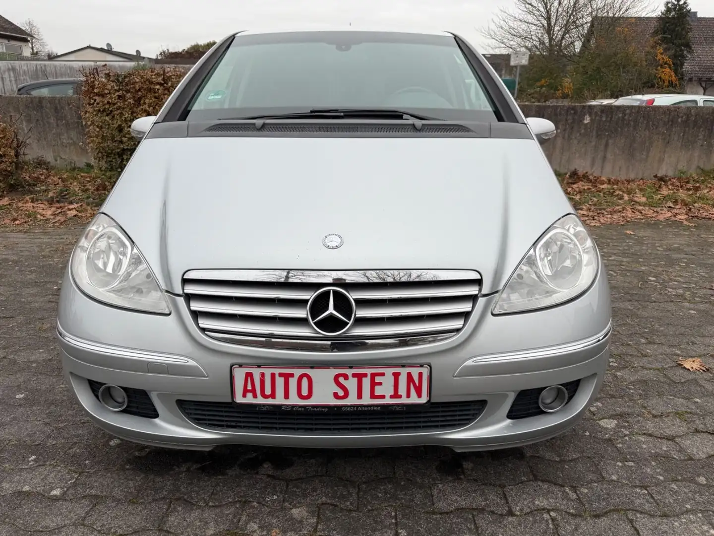 Mercedes-Benz A 150 *KLIMA*MULTI*SHZ*8-FACHBEREIFT* Argent - 2