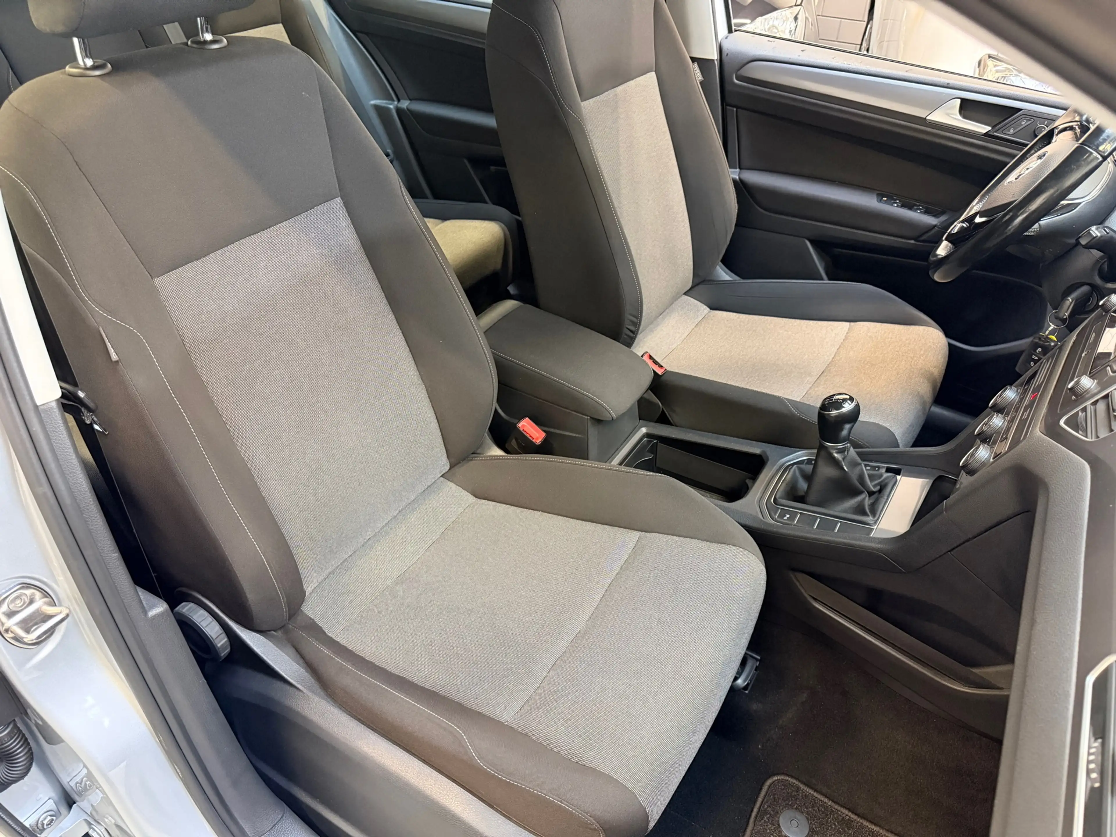 Volkswagen Golf Sportsvan 1.2 TSI Comfortline — photo 14