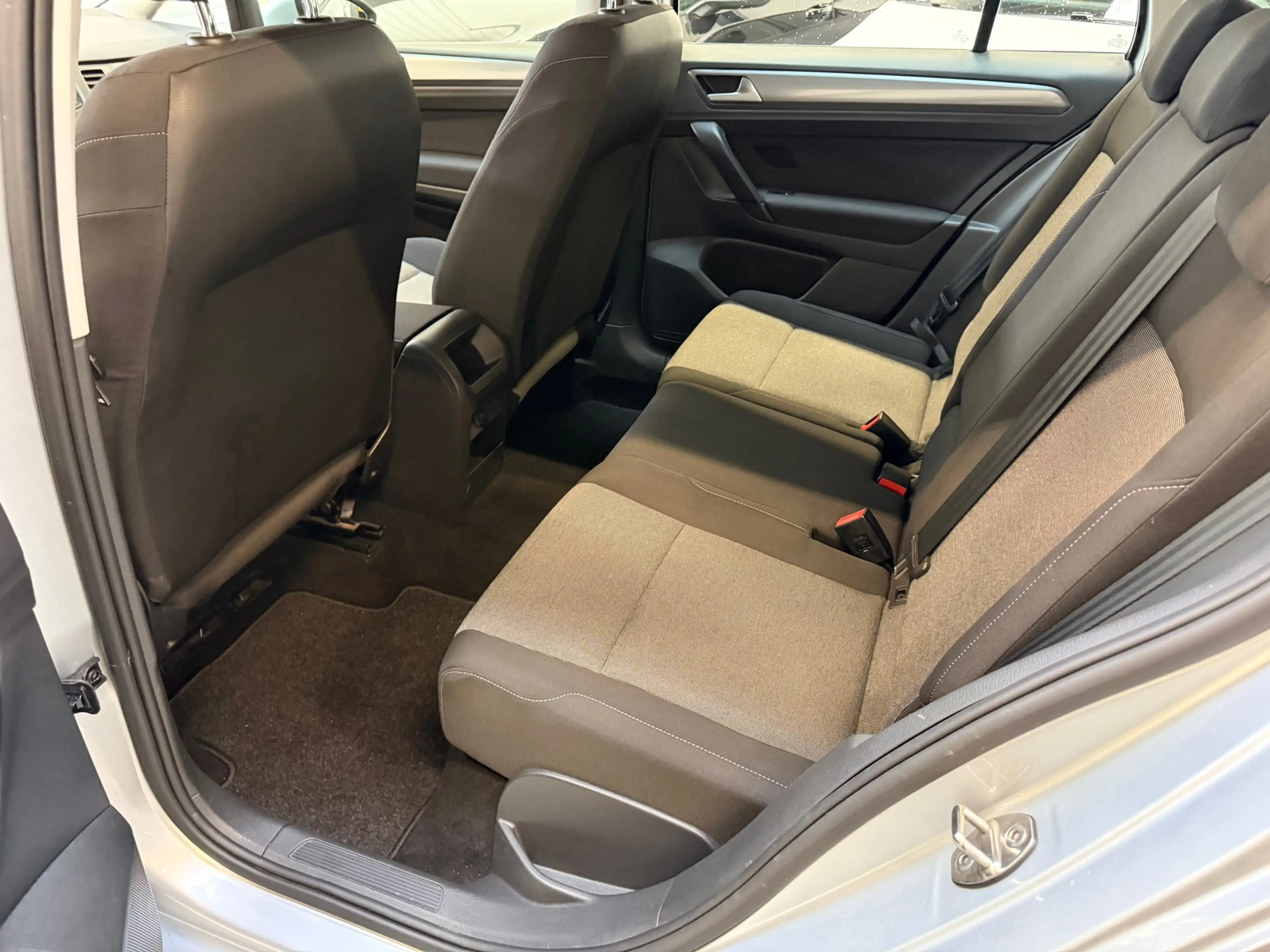Volkswagen Golf Sportsvan 1.2 TSI Comfortline — photo 11