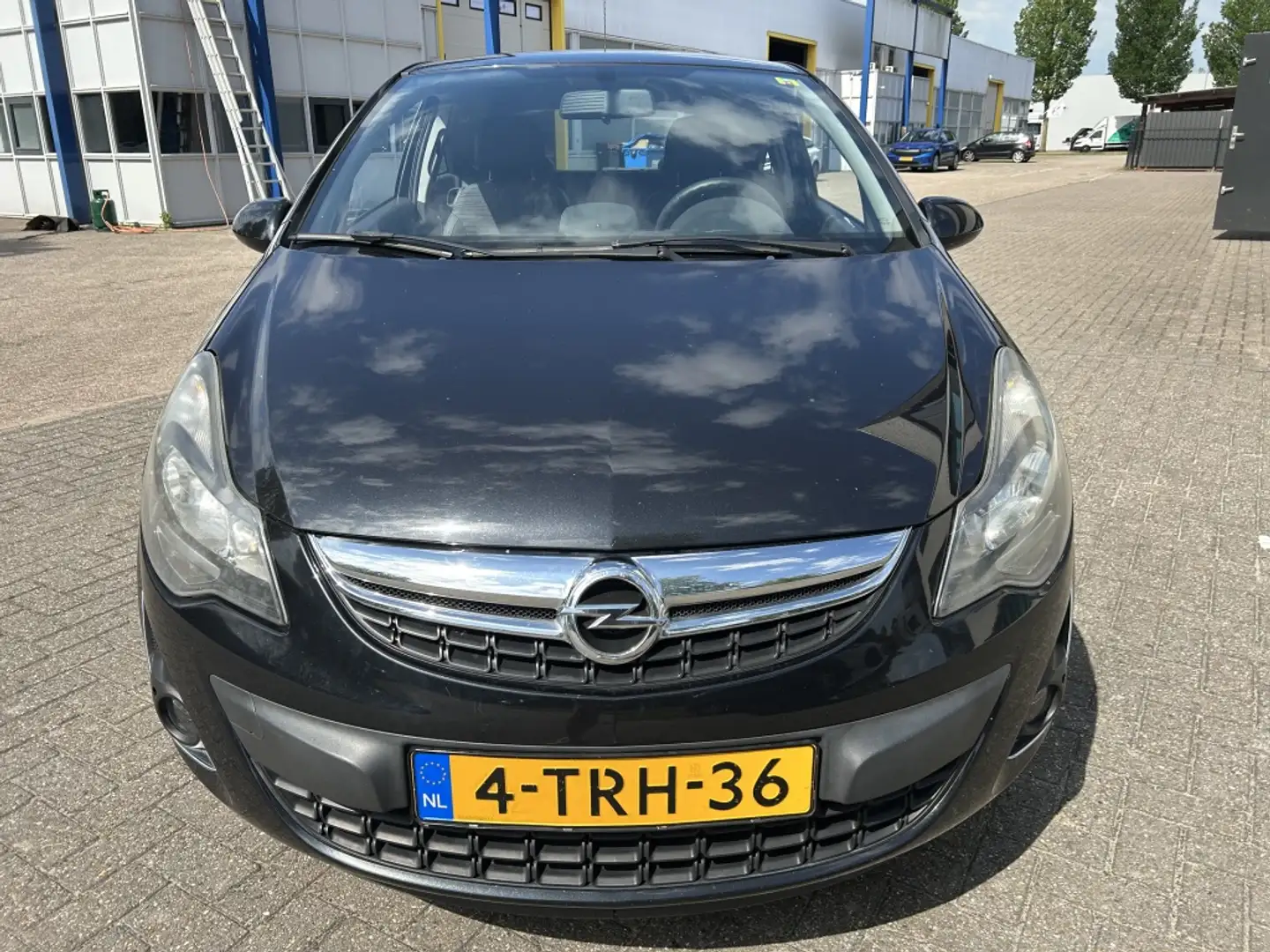 Opel Corsa 1.2-16V Business+ CLIMA CRUISE NAVI NAP! Schwarz - 2