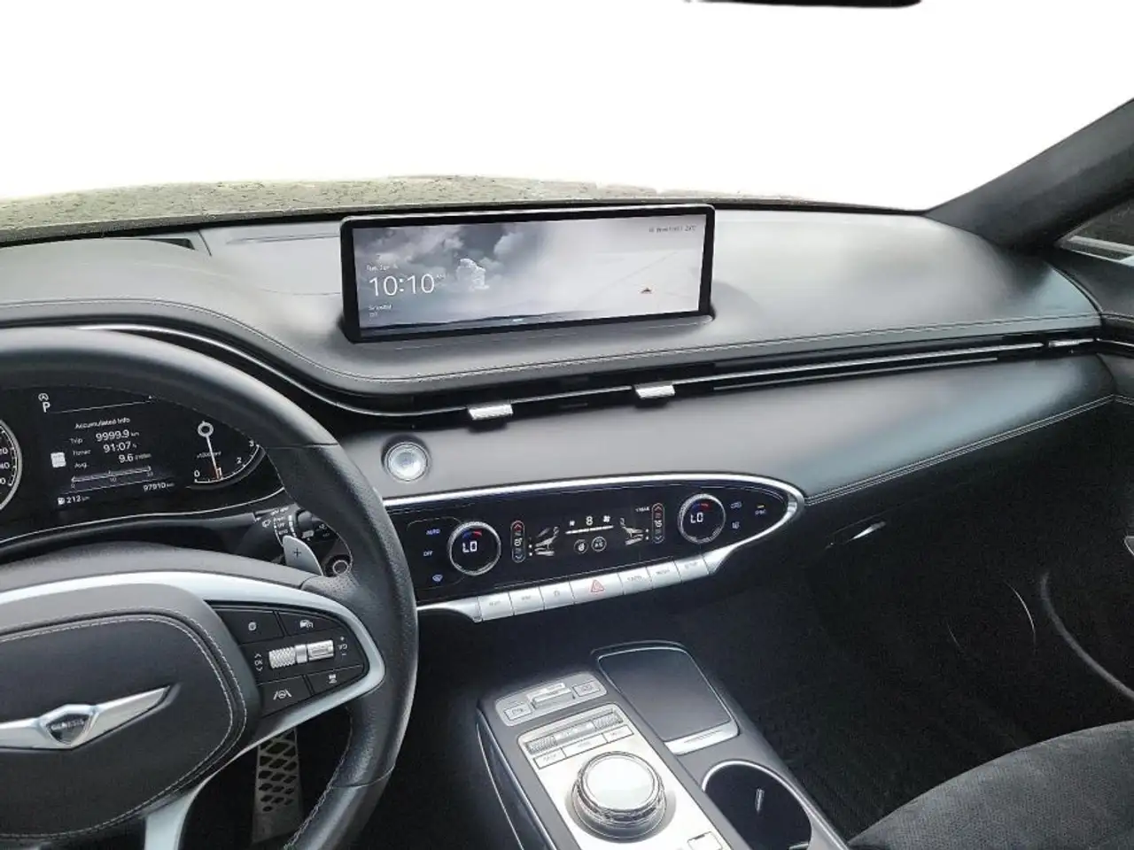 Genesis GV70 снимка Genesis GV70