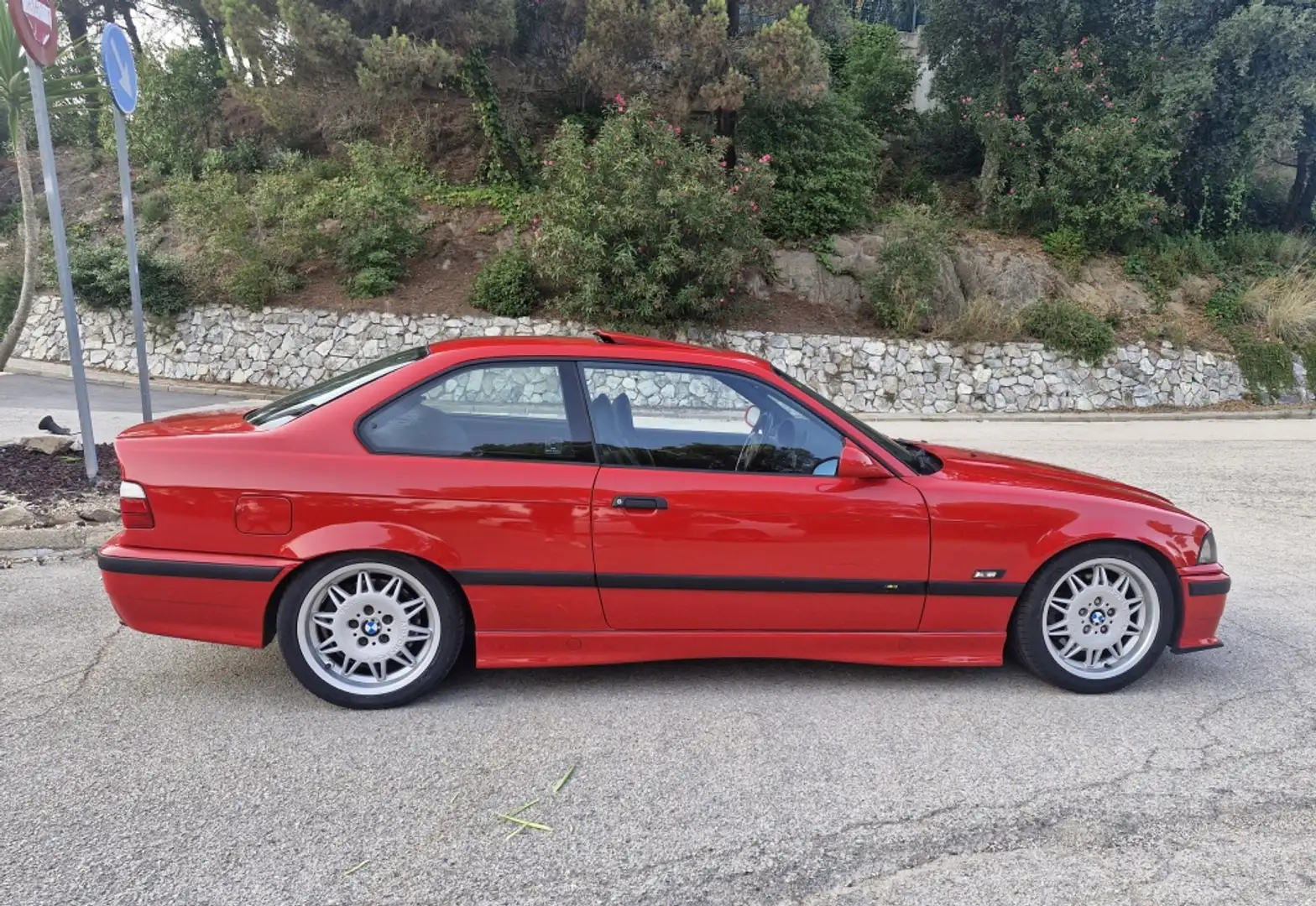 BMW M3 Coupé Rot - 2