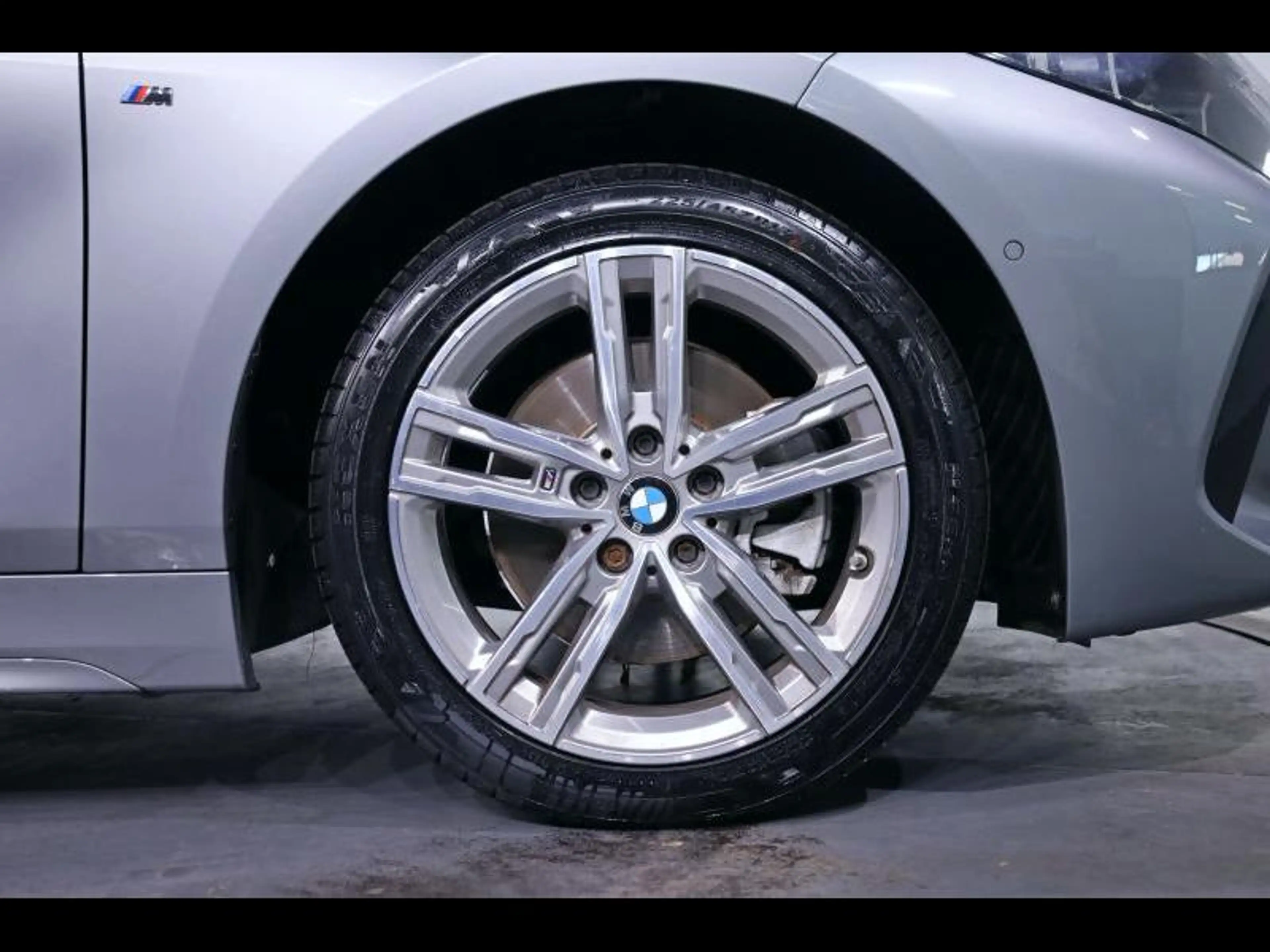 BMW 118 i Hatch Kit M Sport — photo 9