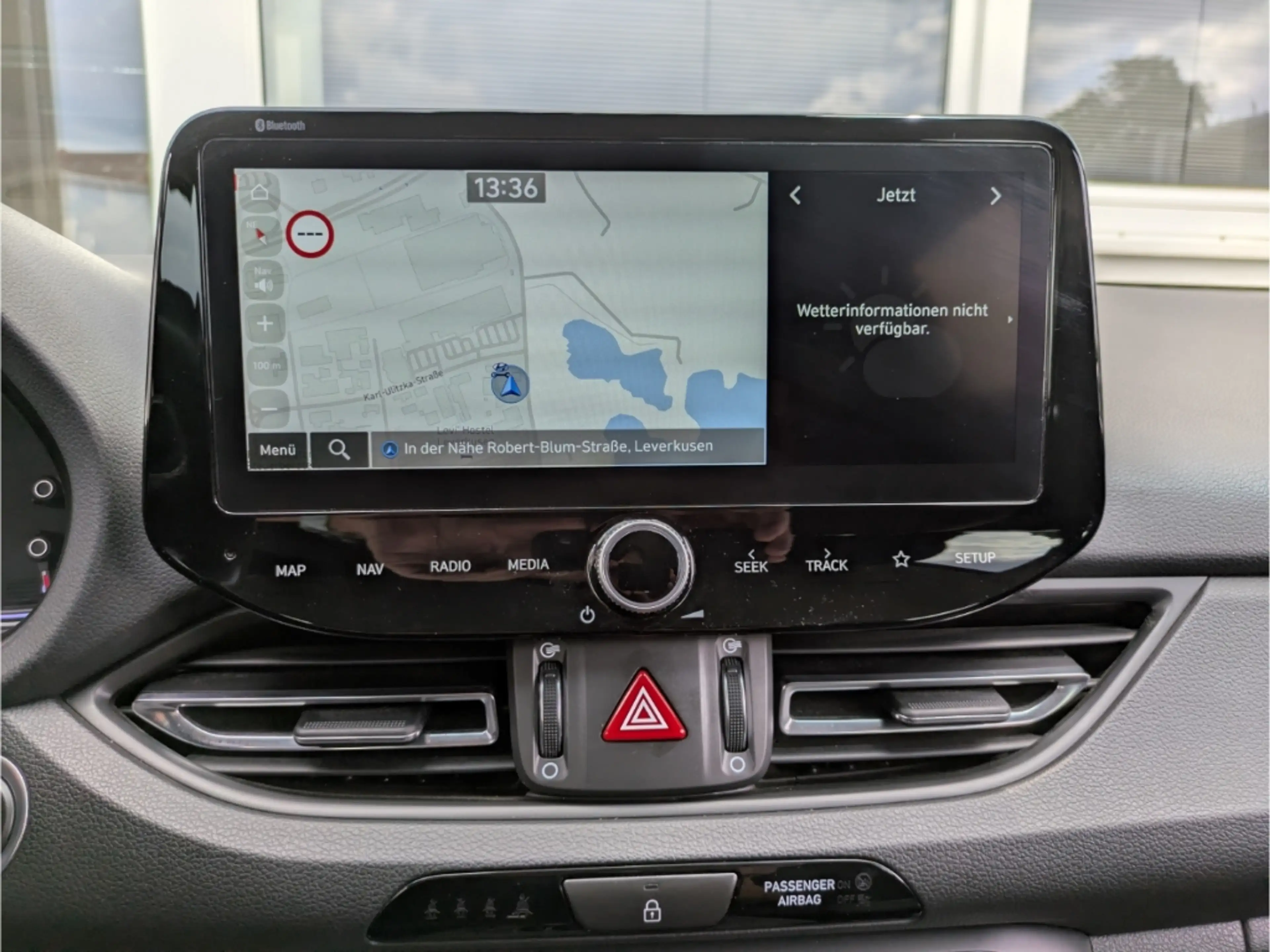 Hyundai i30 Edition 30+ NEW Navi LED Apple CarPlay Mehrzonenkl — photo 12