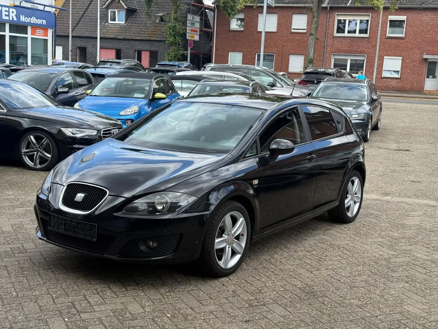 SEAT Leon Stylance / Style*MFL*KLIMAAUTOMATIK*** - 1