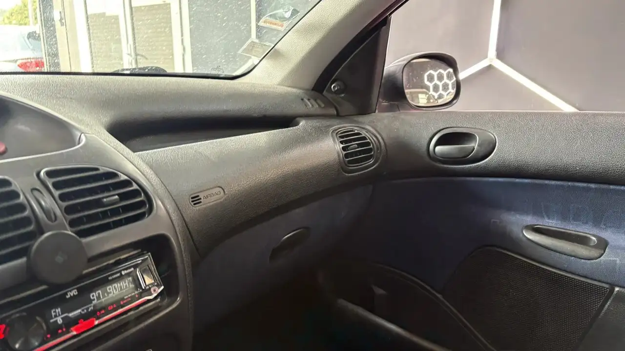 Peugeot 206 XR Presence 60 cv VITRES ELECTRIQUES FAIBLE KM, foto 12