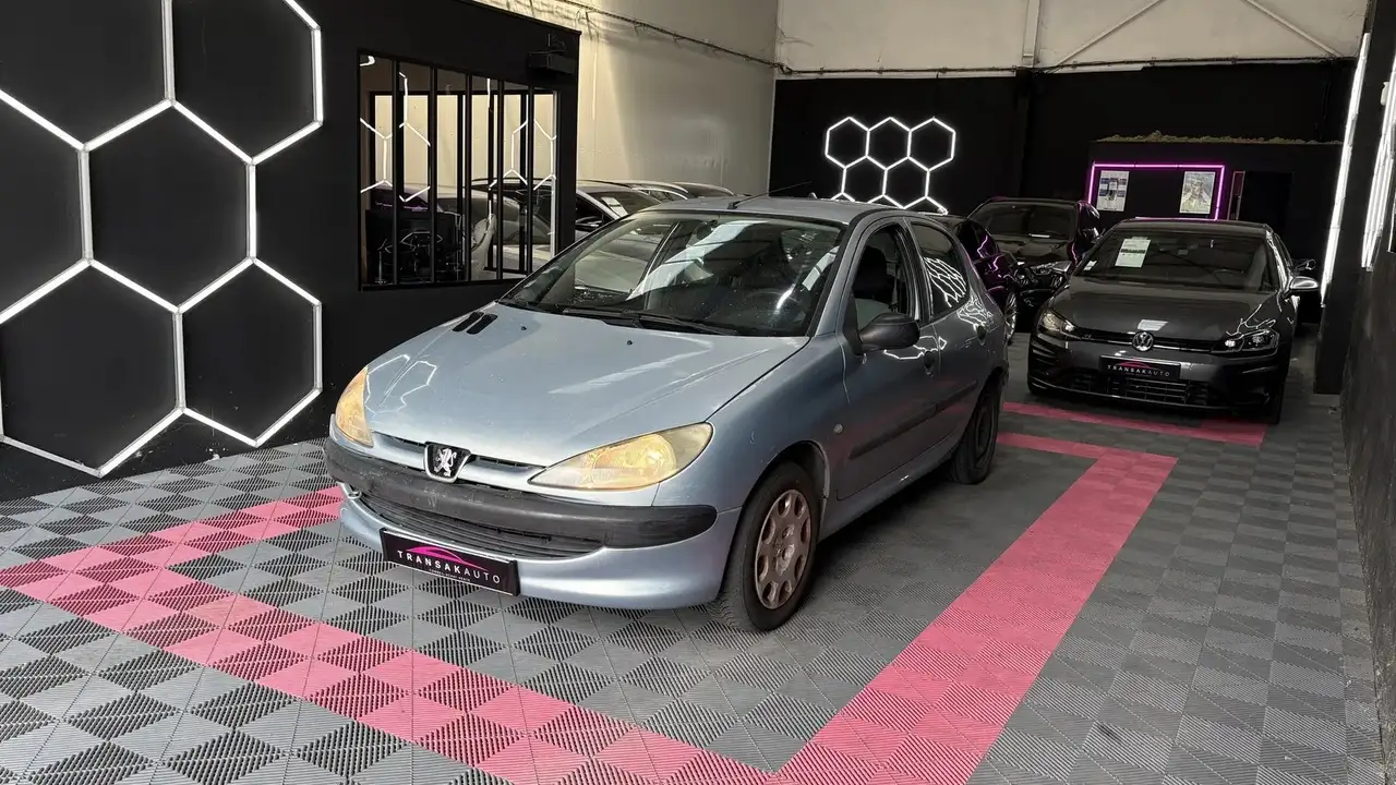 Peugeot 206 XR Presence 60 cv VITRES ELECTRIQUES FAIBLE KM, foto 3
