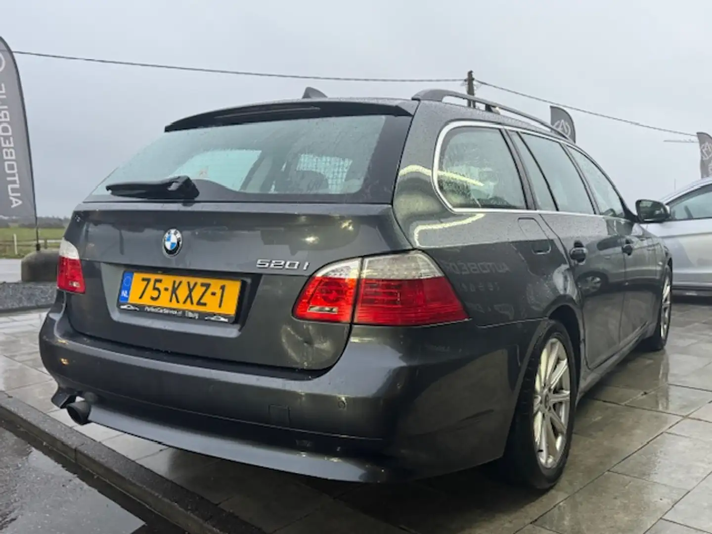 BMW 520 5-serie Touring 520i Corporate Lease Business Line Grijs - 2