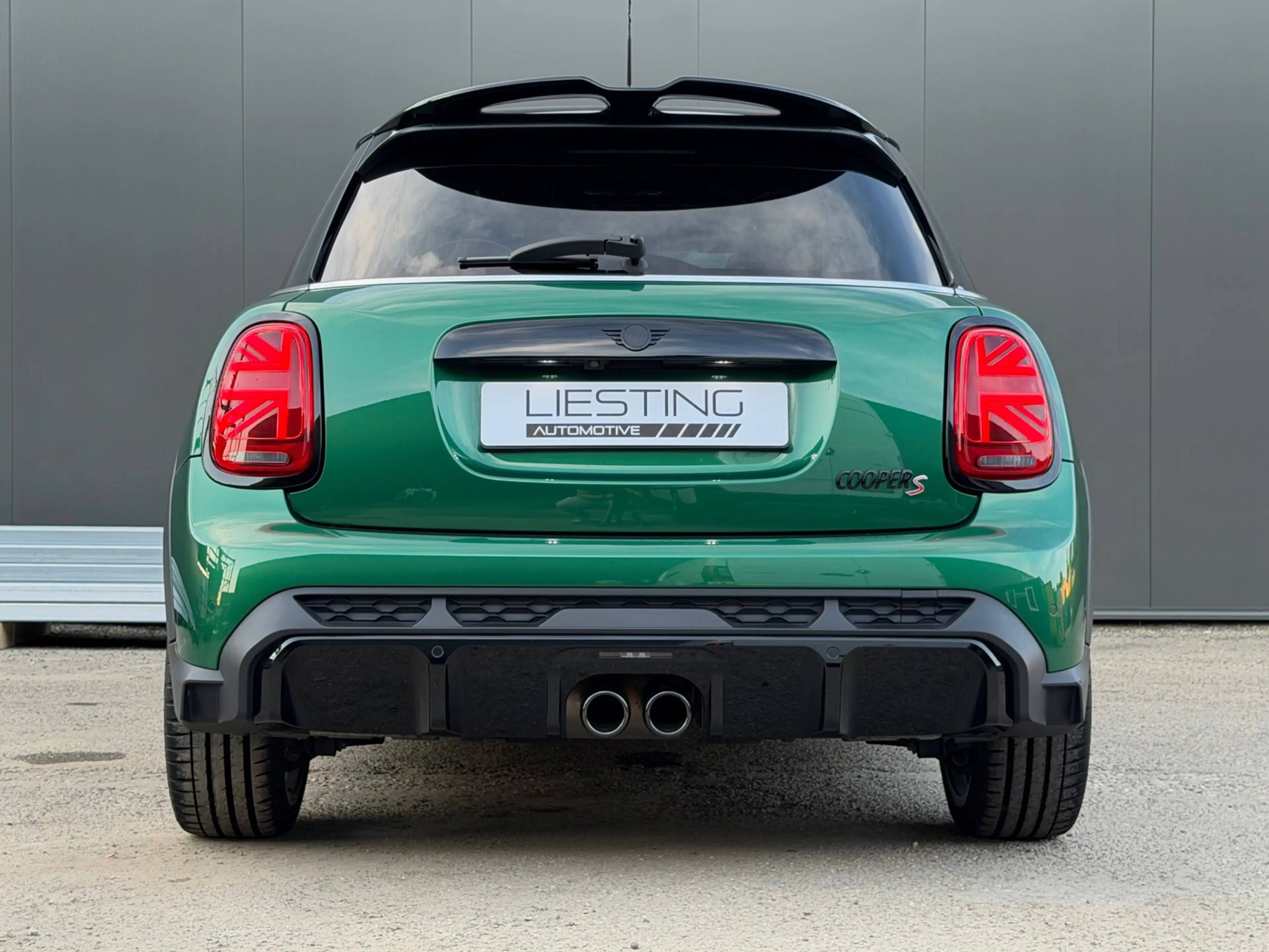MINI Cooper S 5-Deurs 2.0 - JCW Pakket Pano Leer Camera H/K — photo 15