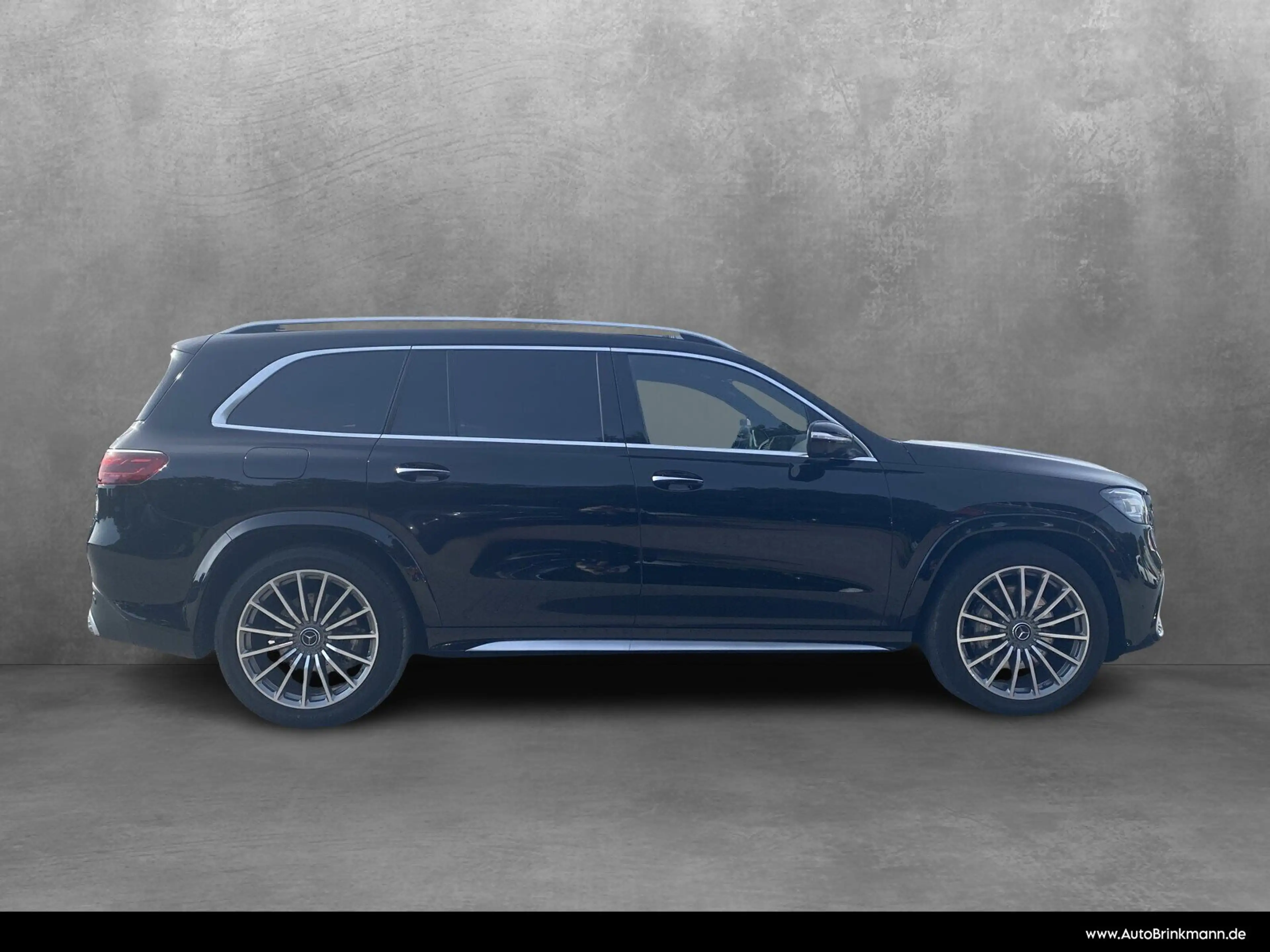 Mercedes-Benz GLS 63 AMG ULTIMATE/22"/NAPPA/Massage/ HUP/PANO/BURM3D/360° — photo 4